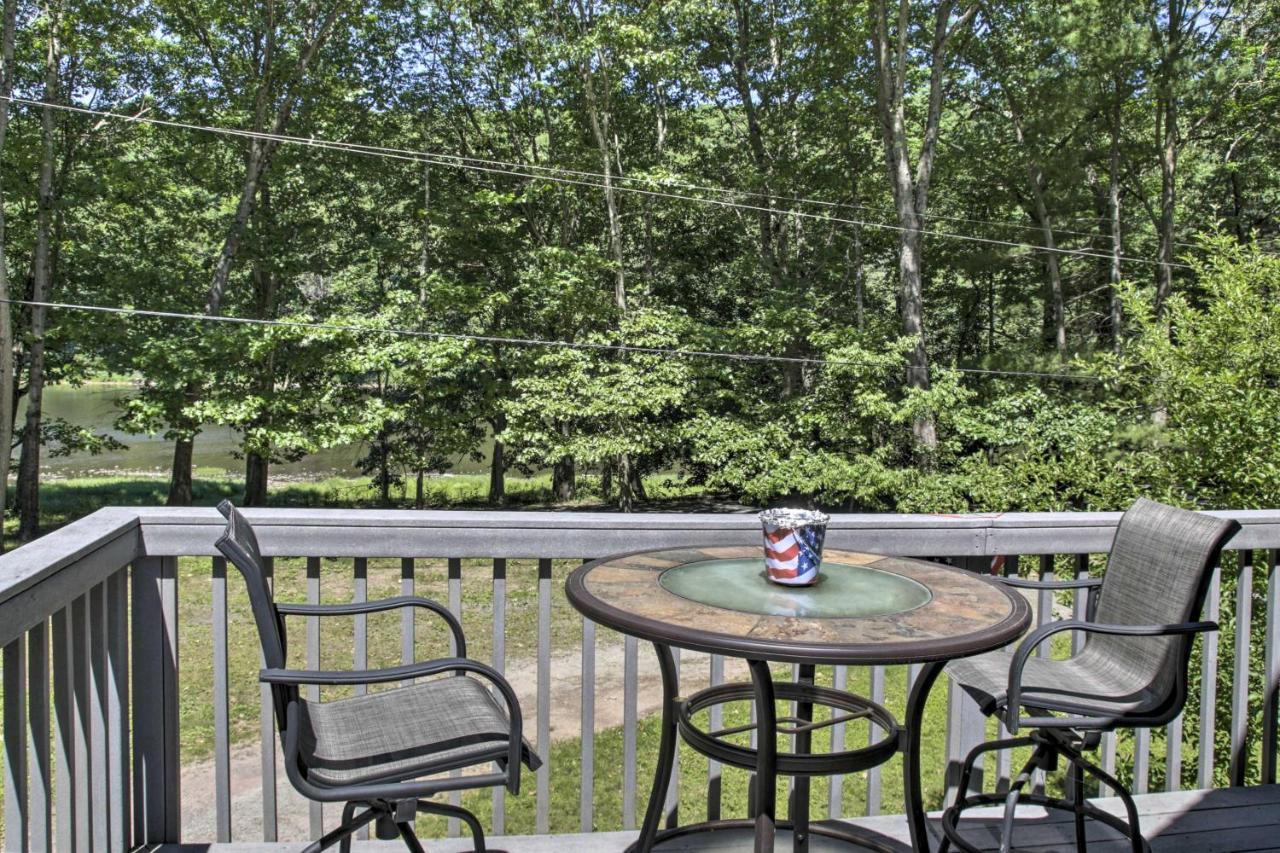 Spacious Home With Deck, Grill And Delaware River View Callicoon Eksteriør bilde
